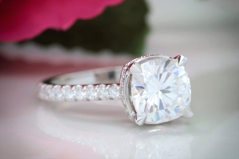Top 7 Advantages of Getting Moissanite Rings